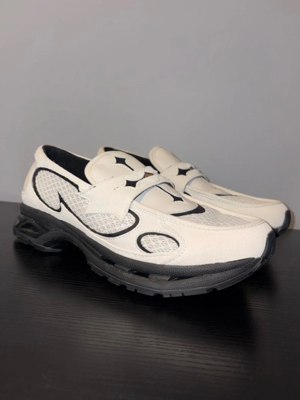 Bravest Studios White Runner Loafer - Excellent Condition - Picture 3 of 14